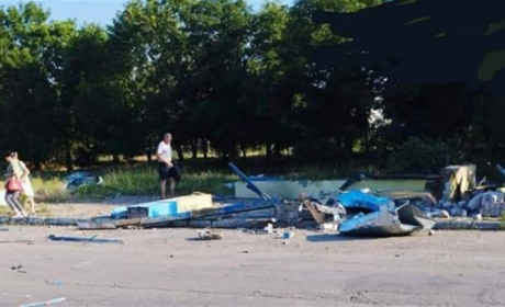 У Каховці окупанти борються із зупинками