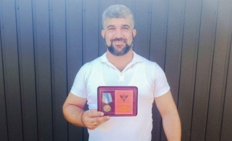 Грабує і «націоналізовує» для росіян майно: жителю Нової Каховки оголосили підозру