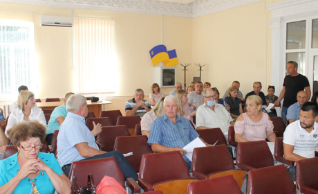 На сесії міської ради. Чому зменшення преміювання міський голова так і не отримав
