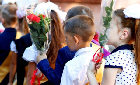 З 1 вересня нікопольські школярі навчатимуться дистанційно — міський голова Олександр Саюк