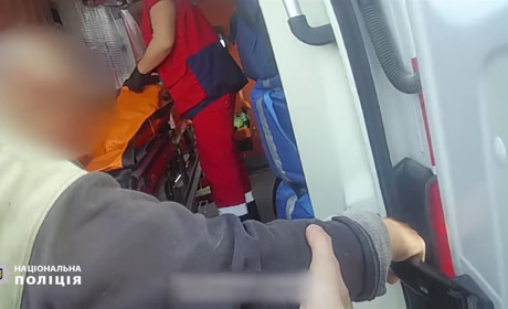 Офіцер громади в Сарненському районі зупинив кровотечу в пенсіонера