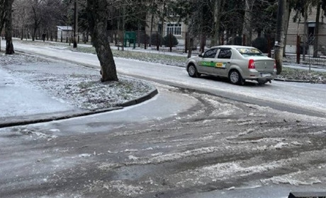 Голова міськради опублікував пояснення з приводу не посипаних доріг у Жовтих Водах