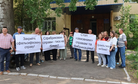 Через події 8-річної давності прокуратура хоче засудити колишнього директора гранітного кар’єру
