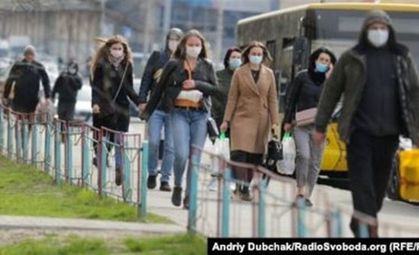 В Україні введуть ковід-паспорти