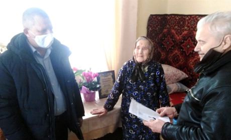 Марії Мензатюк з Мамаївців виповнилося 95 років 