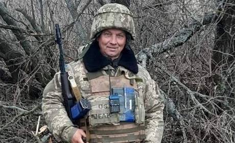 Відчував свою смерть, це було в його віршах: історія полеглого на війні поета Олександра Бережного