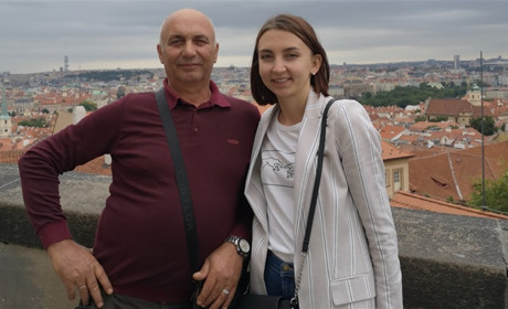 Оксана Циклаурі з села Перелюб на Корюківщині працює дослідником-генетиком у Чехії