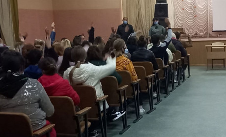Фахівці Центру пробації зустрічалися із молоддю в Первомайському професійному ліцеї