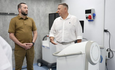 У Хмельницькому обласному онкоцентрі з’явилося сучасне обладнання для брахітерапії