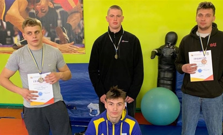 Троє барських борців зайняли призові місця на чемпіонаті Вінницької області