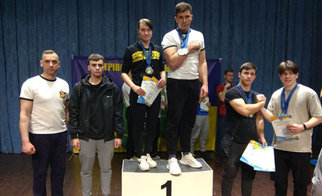 Переяславці стали "золотими" призерами чемпіонату Київської області з армрестлінгу