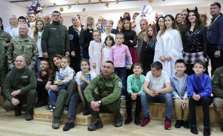 Заповітні бажання дітей виконає Святий Миколай разом із ЗСУ та волонтерами. ФОТОрепортаж