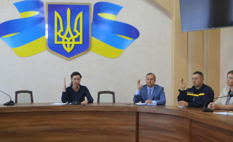 Члени комісії з техногенно-екологічної безпеки та НС зібралися на позачергове засідання