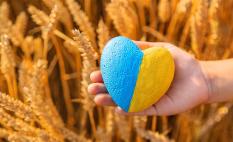 Про біль, надію, віру в перемогу: фастівські поети пишуть про війну