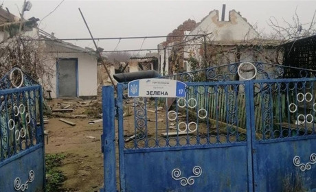На Херсонщині армія рф завдала ударів по житлових кварталах, критичній та соціальній інфраструктурі