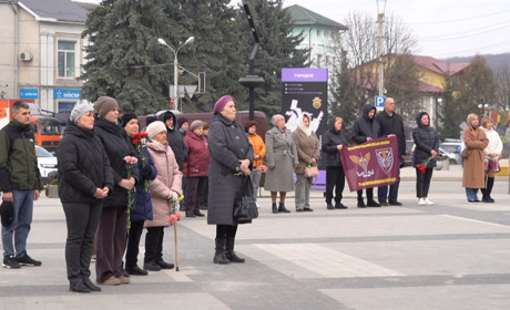 У Городку вшанували пам’ять Павла Залуцького та Олександра Кушніра