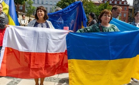 Польські жінки стали на захист українських і звернулись до влади з листом щодо допомоги біженцям