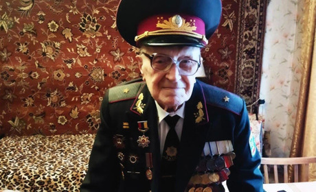 Почесному громадянину Покровська, генералу-майору у відставці Михайлу Глобенку виповнився 101 рік