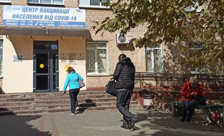 Майже дві тисячі мелітопольців хворіють коронавірусом