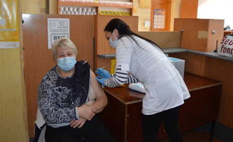 У центральному поштовому відділенні Переяслава працює пункт вакцинації