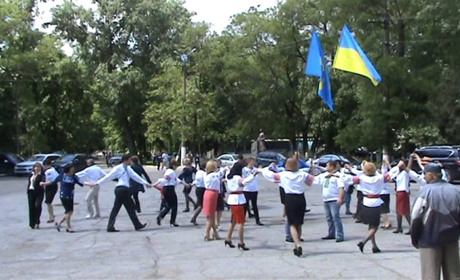 Визначили переможців конкурсу вишиванки: їх нагородять під час свята, на яке запрошують всіх