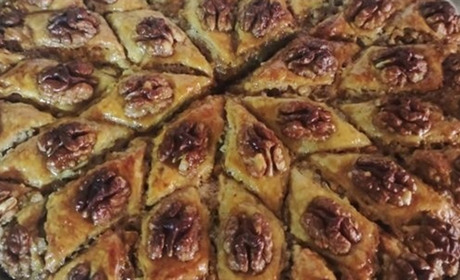 Готуємо сьогодні: рецепт медової пахлави