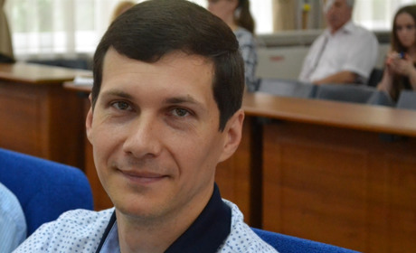 Дініс Бердник: «Полегшити роботу підприємцям означає залишити їх працювати в Україні»