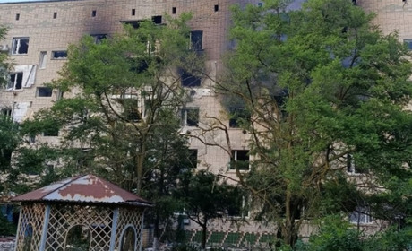 У Дар'ївці через російські обстріли постійно горять будинки й поля: місцеві б'ють на сполох