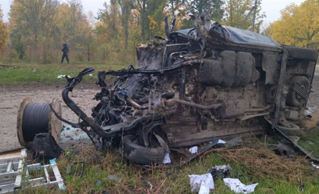 Біля телевежі на міні підірвався автомобіль зв'язківців