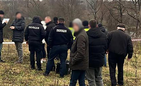 На Житомирщині чоловік вбив приятеля та закопав у себе на городі