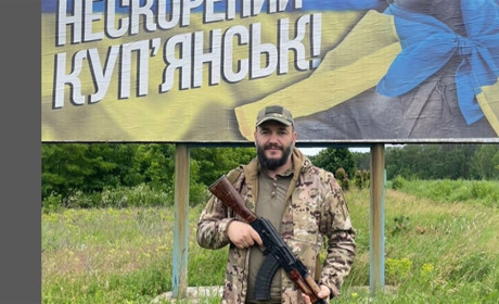 Екс депутат, а нині воїн ЗСУ, на псевдо "Розбійник" родом з Вараського району. Про кого мова?