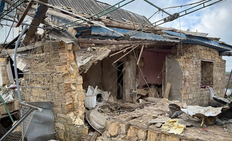 Вибух бойлера зруйнував будинок у Розселенці: дивом обійшлося без жертв