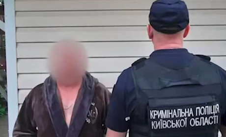 На Фастівщині поліцейські знайшли чоловіка, який підпалив автівку