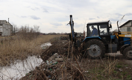Через замулені дренажі люди не можуть посадити городи