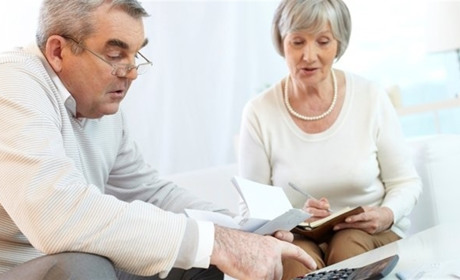 Пенсійний вік підвищуватимуть