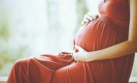 Одяг для особливого положення. Як вагітної виглядати стильно?