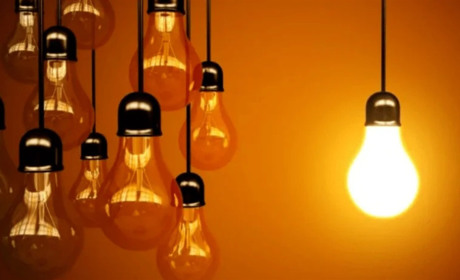 Планові відключення світла у Звягелі 14 жовтня: список вулиць