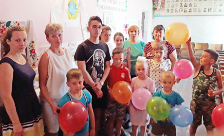 Мешканці Красного Яру пізнають свій край з бібліотекою