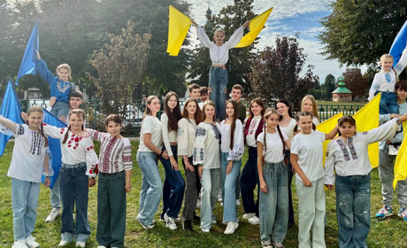 У Переяславському ліцеї імені Івана Мазепи провели флешмоб до Міжнародного дня миру