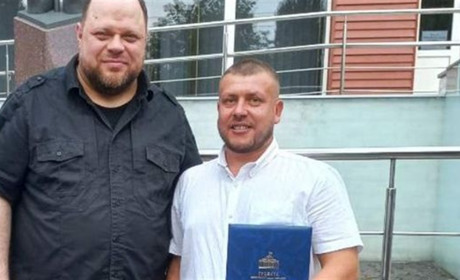 Глухівського лікаря-ендоскопіста нагородили грамотою Верховної Ради України