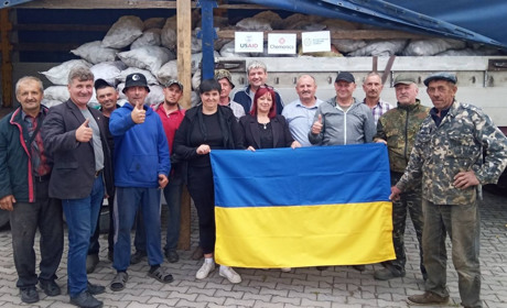 Мешканці Улашанівської громади відправили 8 тонн продуктів жителям деокупованих територій Запоріжчин