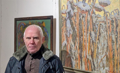 "Всі картини залишилися в Чугуєві, під обстрілами": історія художника Сергія Коморного