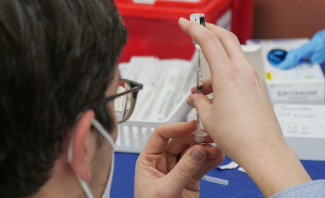 В Кагарлику пенсіонери тепер можуть вакцинуватися і у відділенні “Укрпошти”