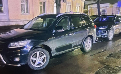 У Переяславі зіткнулися Hyundai Santa Fe та Volkswagen Touareg: хроніка поліції