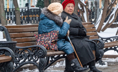 Пенсійний фонд Луганщини анонсує прийом переселенців керівництвом. Коли і куди приходити