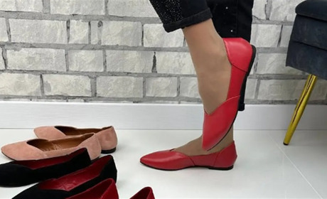 Балетки з гострим носком: як носити без візуального «подовження» стопи