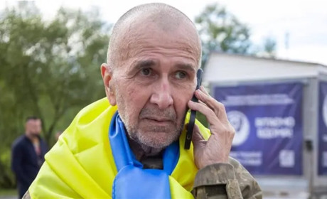 Ексмер Херсона Володимир Миколаєнко після трирічного полону виступив на Майдані у Києві