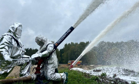 На Житомирщині тренувалися ліквідовувати пожежу із розливом нафтопродуктів внаслідок ракетного удару