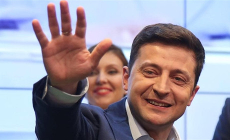 Без Зеленського і фуршету