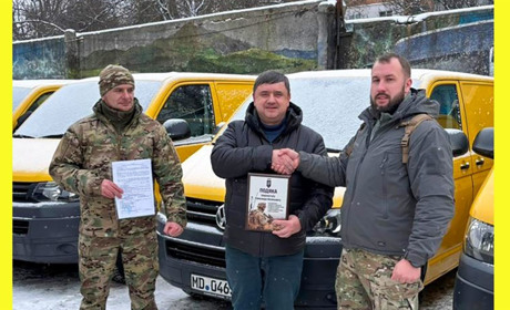 На підтримку ЗСУ: авто для Третього армійського корпусу від ФГ «Широкоступ»